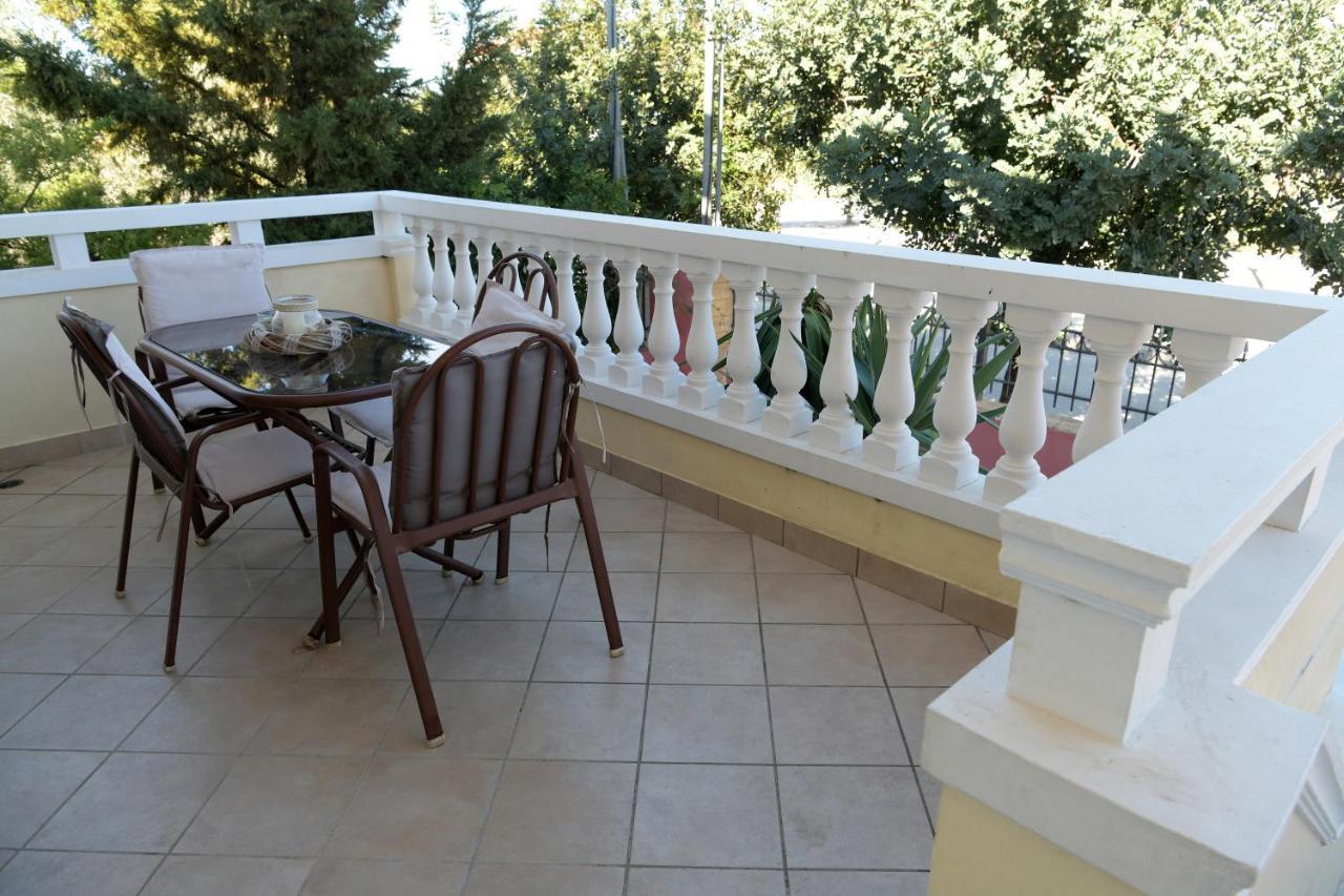 Loutraki View Villa Eksteriør billede